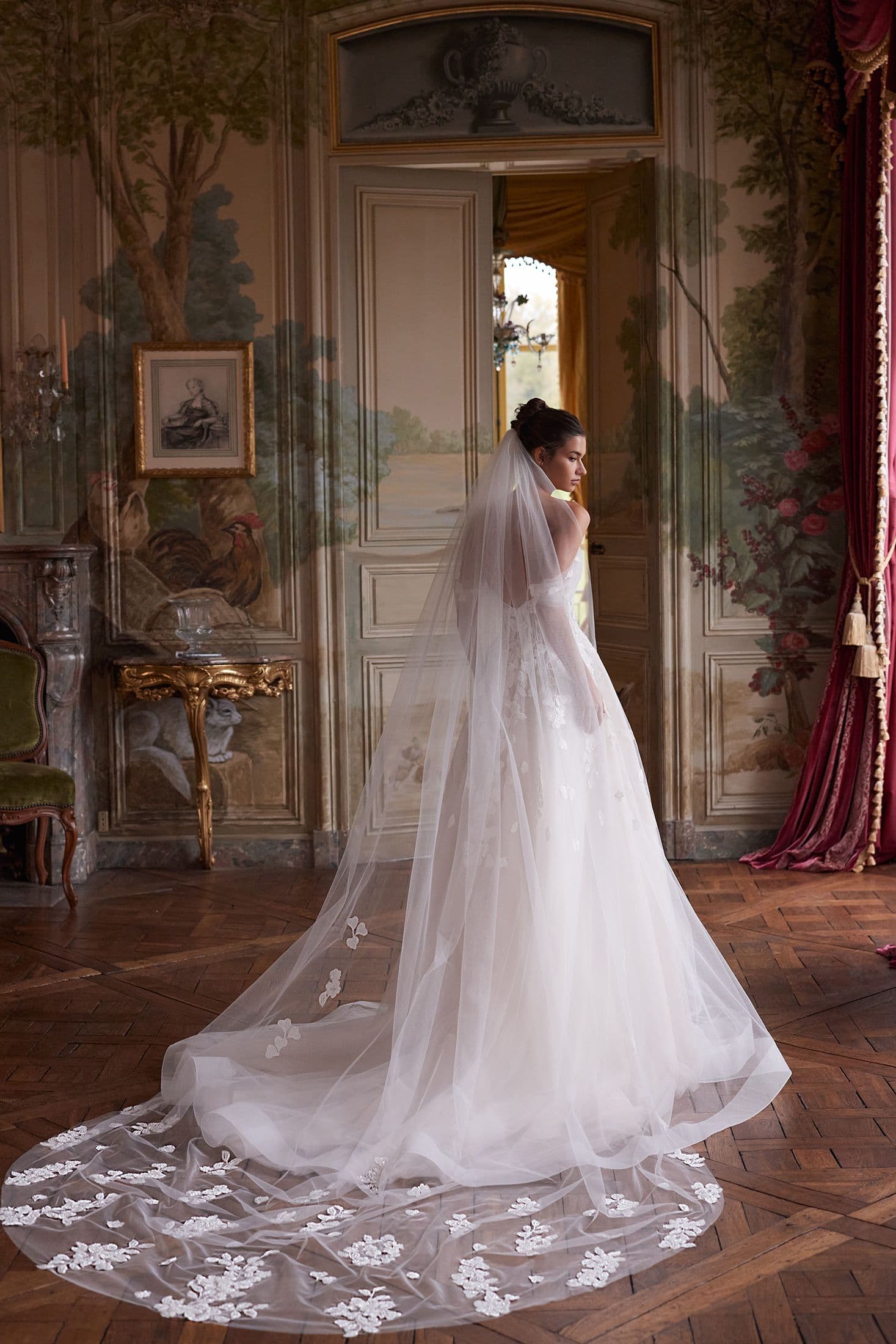 Fabienne 562 - image 4