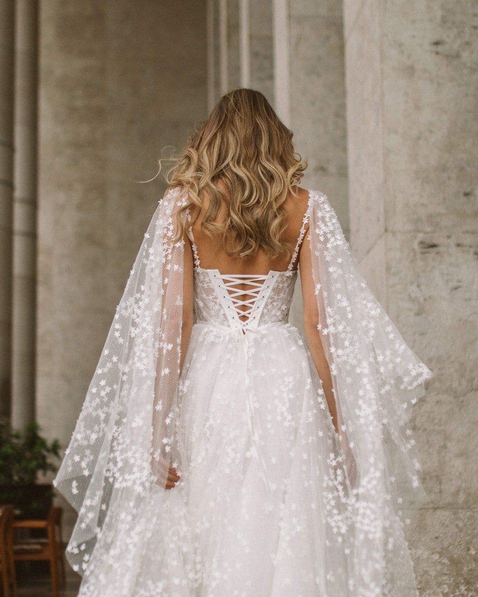 Behati - image 6