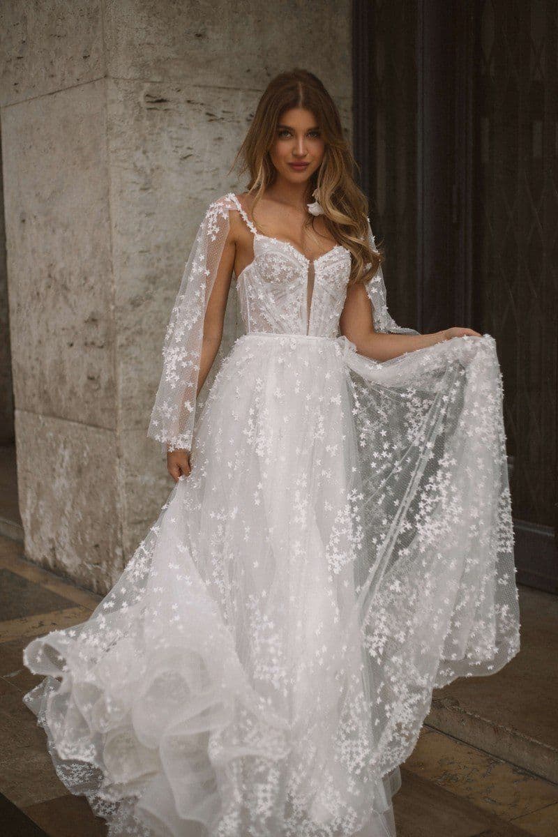 Behati - image 10