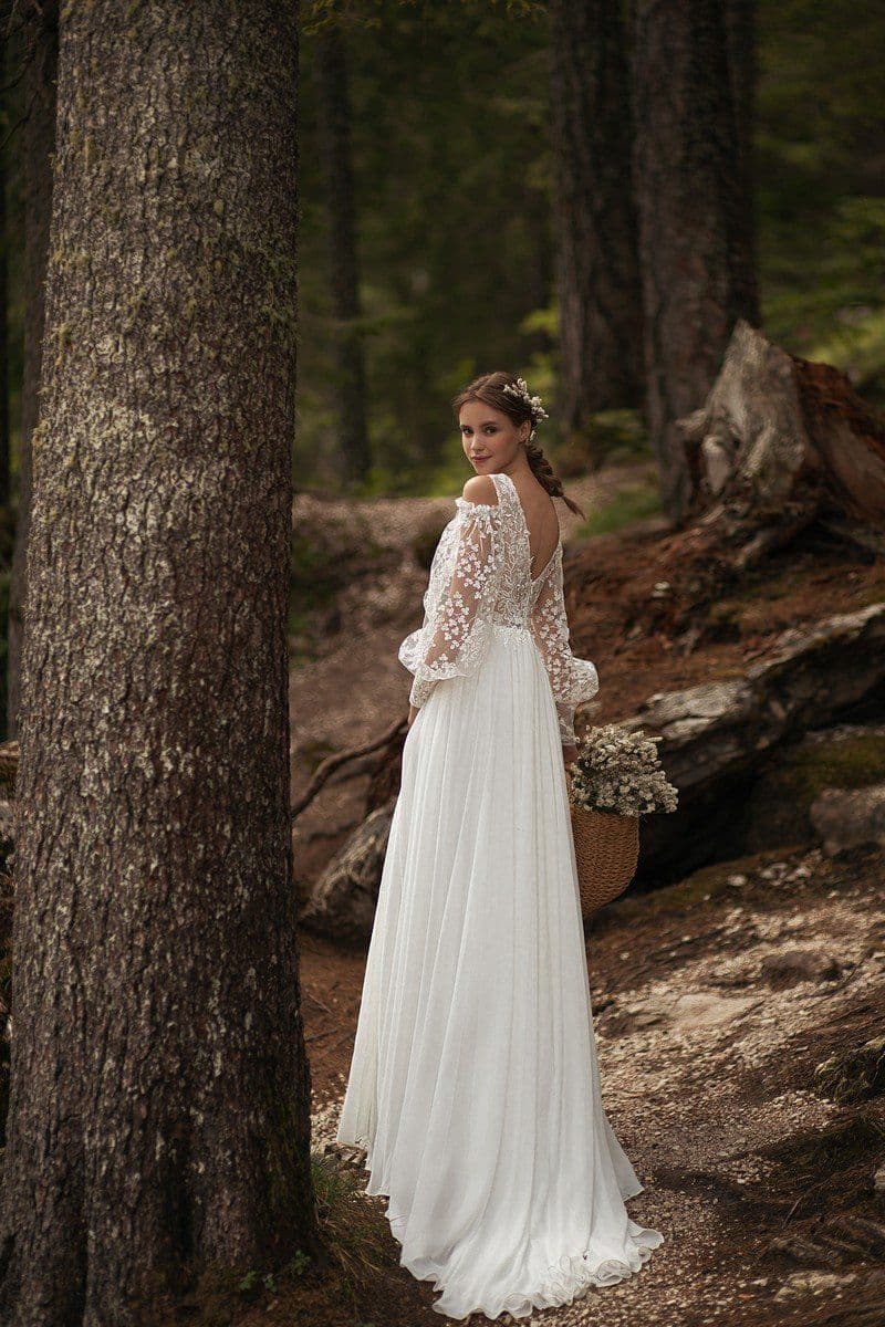 Amira - image 2