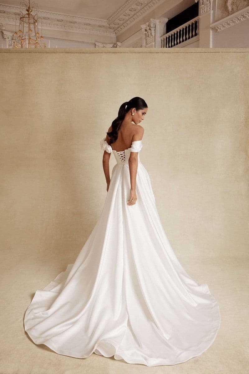 Yuna - image 3