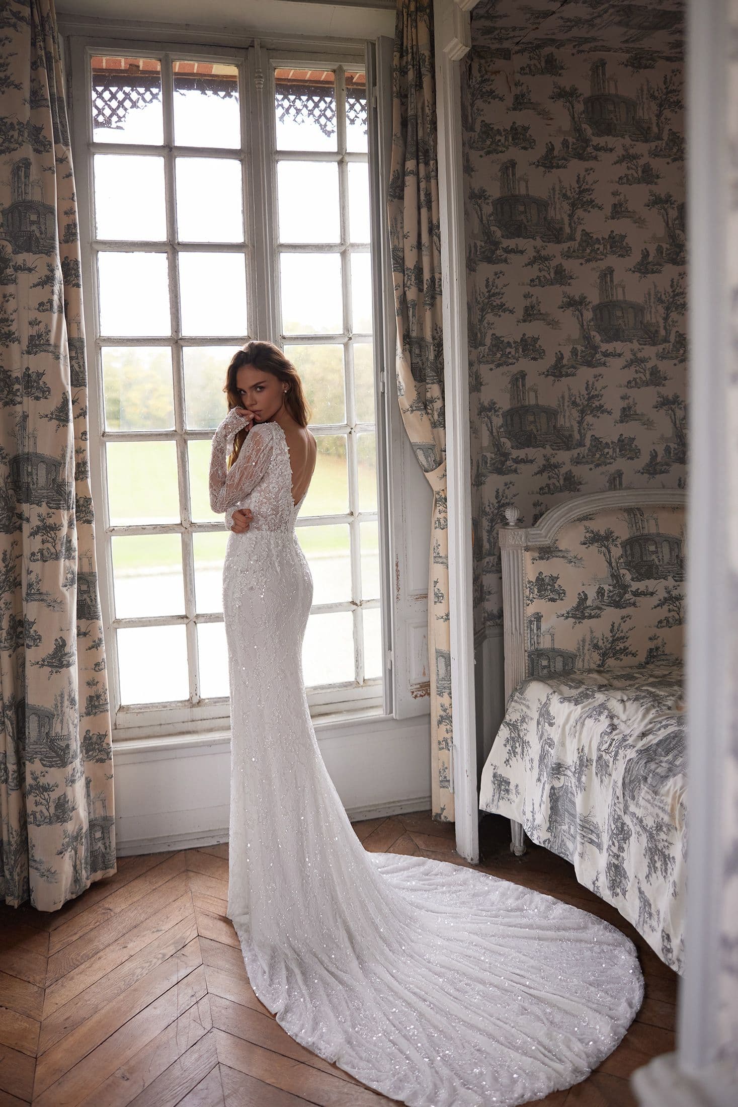 Daniella 561 - image 3